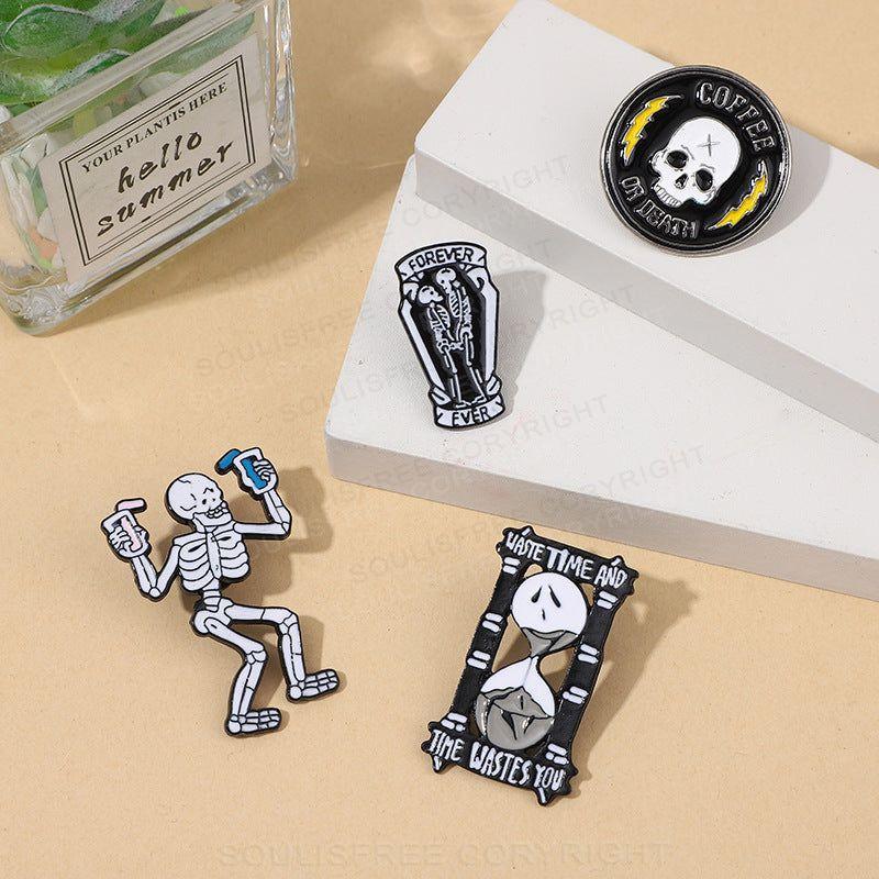 Punk Skull Pins